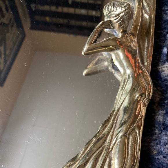 Art Nouveau Brass Mirror "Lady by the Lake” - Picture 4 of 10
